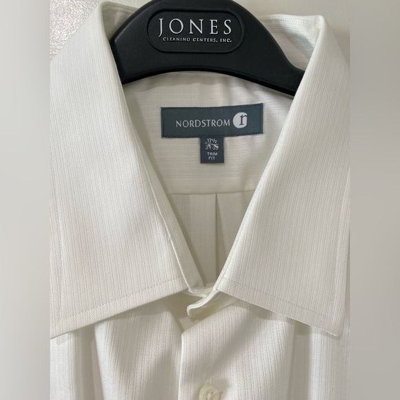 Nordstrom textured white strip Mens button down collared dress shirt - Picture 4 of 9